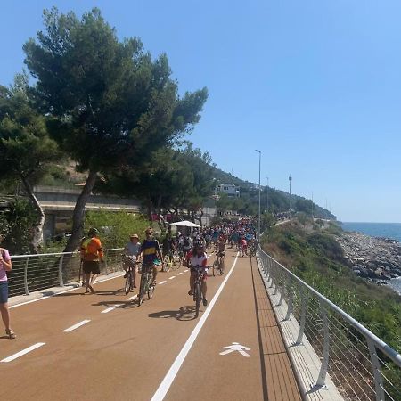 Il Sole Di Poggi Bed & Breakfast Imperia Eksteriør bilde