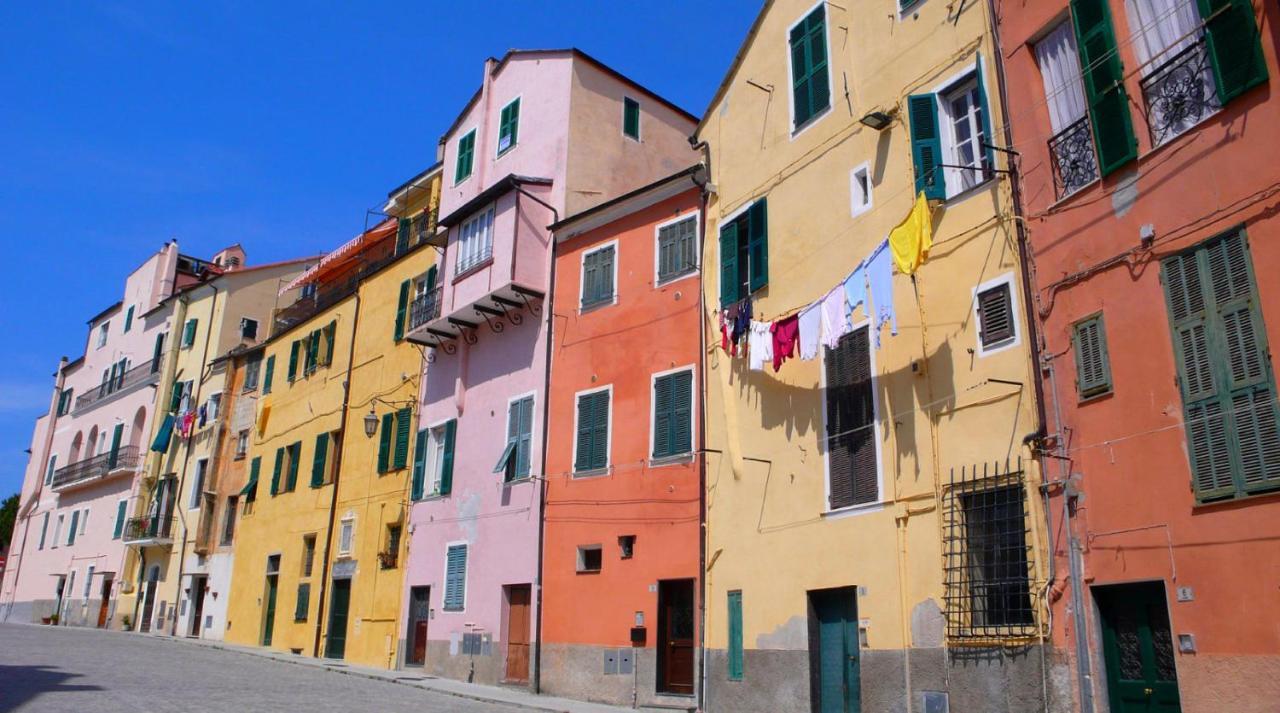 Il Sole Di Poggi Bed & Breakfast Imperia Eksteriør bilde