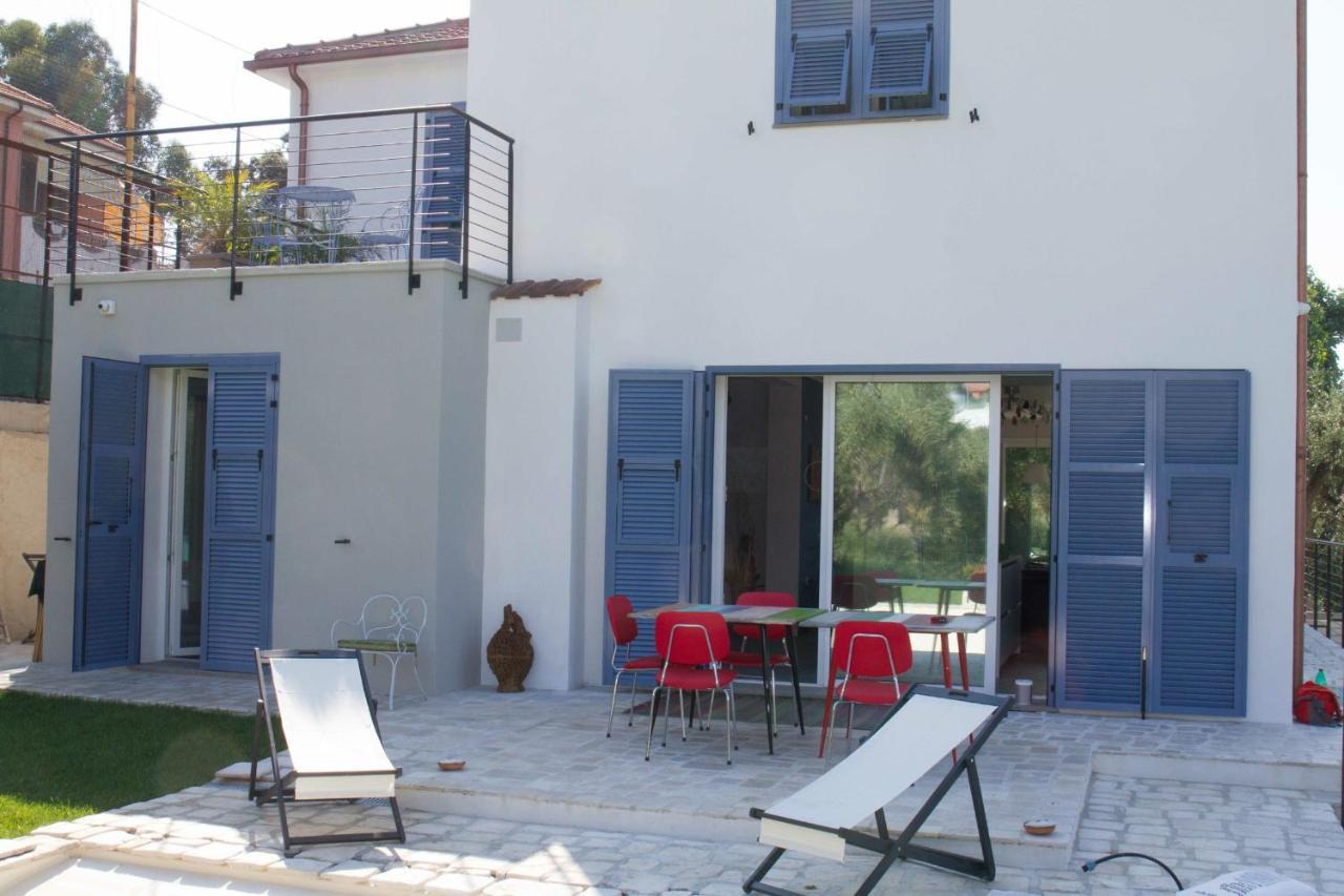 Il Sole Di Poggi Bed & Breakfast Imperia Eksteriør bilde