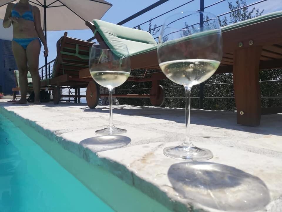 Il Sole Di Poggi Bed & Breakfast Imperia Eksteriør bilde