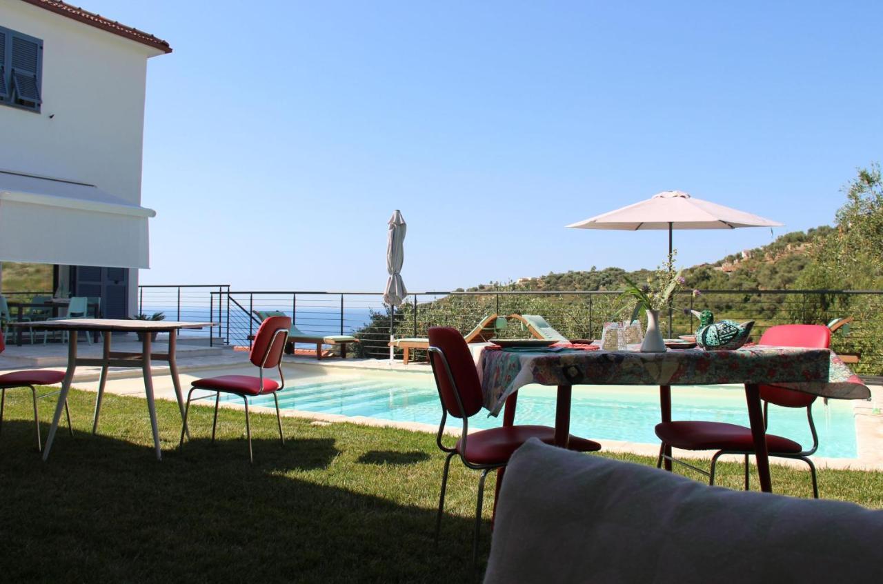 Il Sole Di Poggi Bed & Breakfast Imperia Eksteriør bilde